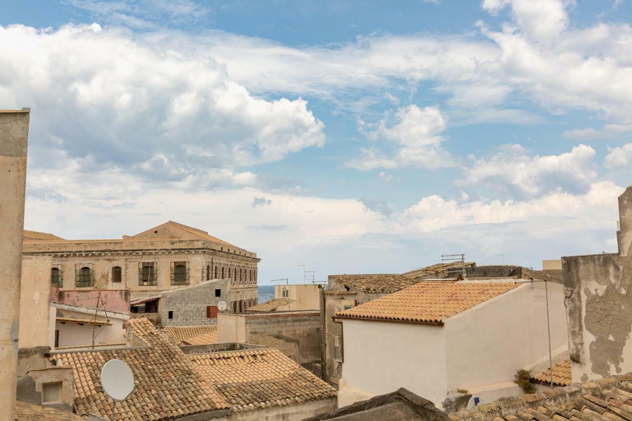 Ortigia Boutique Palace Aparthotel Syracuse Exterior photo