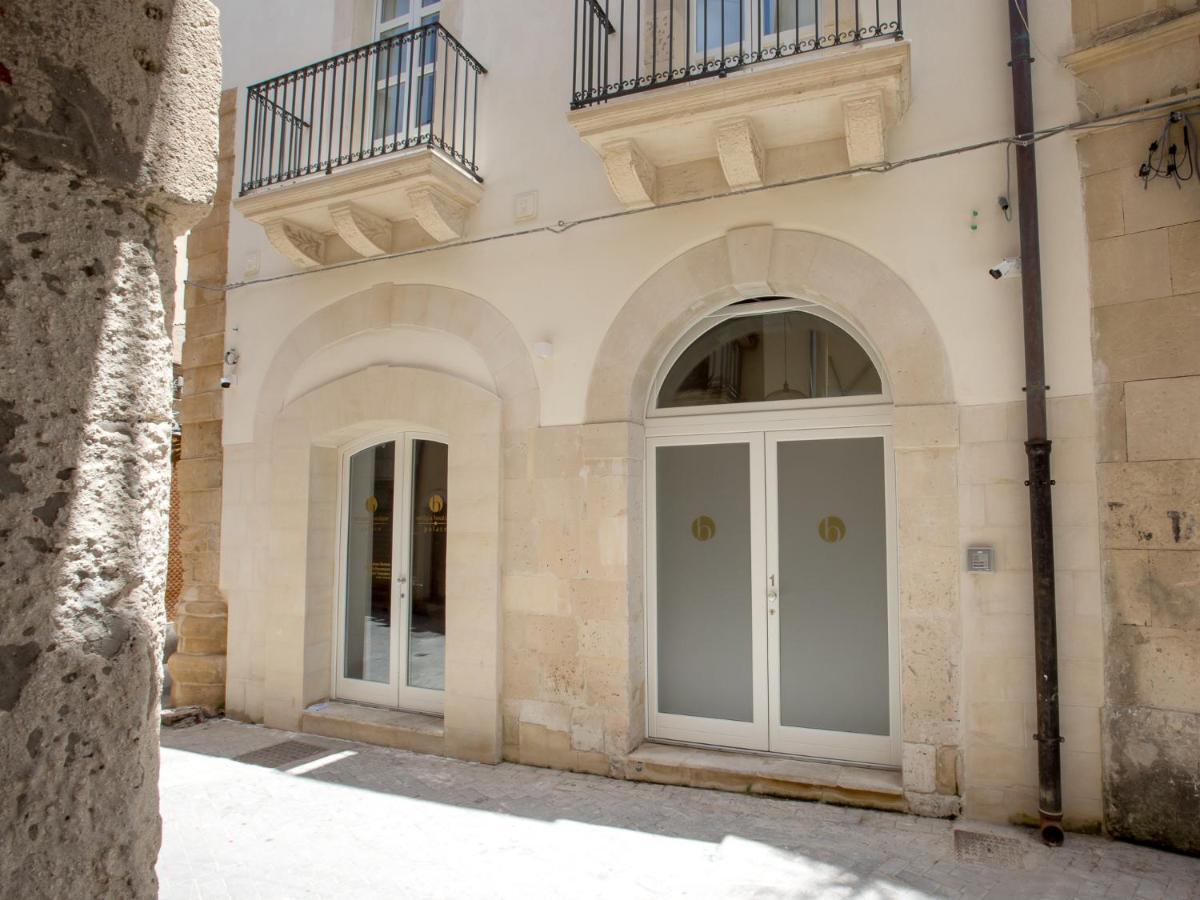 Ortigia Boutique Palace Aparthotel Syracuse Exterior photo